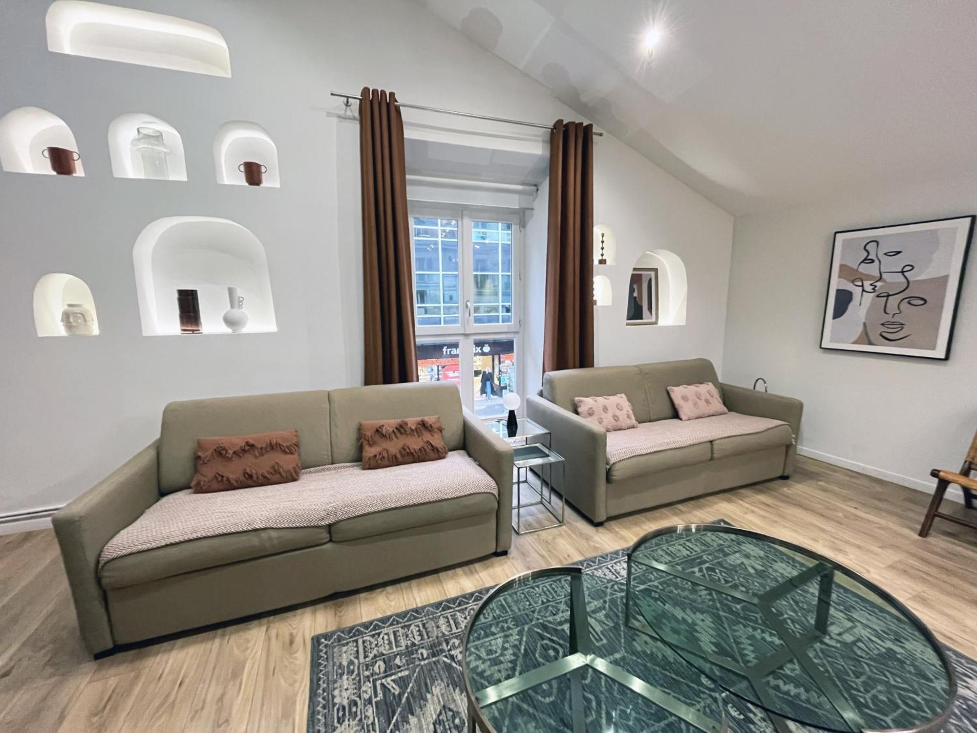 Urban Flat 161 - Sublime 4bdr Luxury Flat In