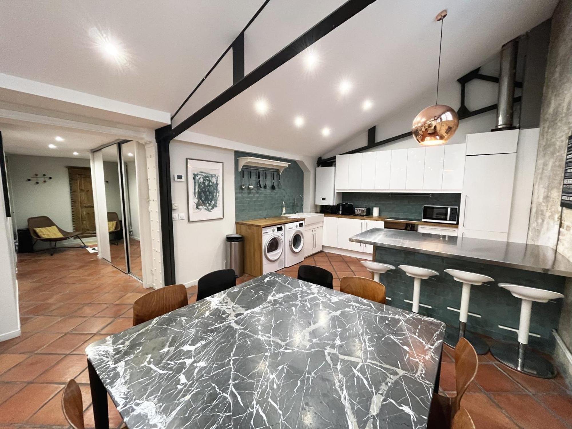 Apartment Urban Flat 161 - Sublime 4bdr Luxury Flat In Paris