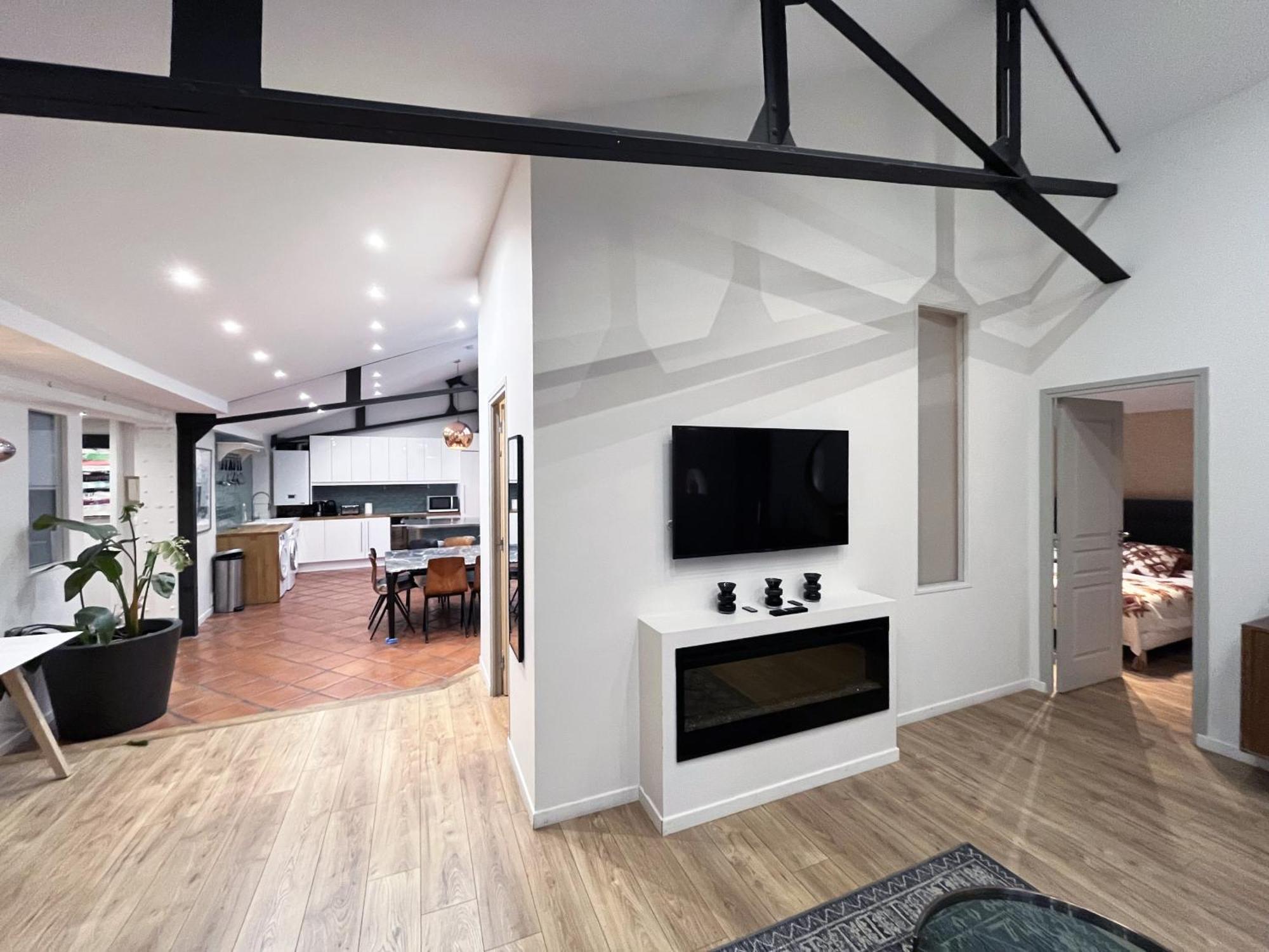 Urban Flat 161 - Sublime 4bdr Luxury Flat In Paris